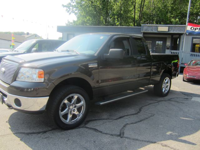 2006 Ford F150 XL 2WD Reg Cab