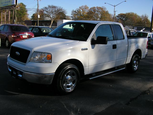 2006 Ford F150 XLT Supercrew Short Bed 2WD