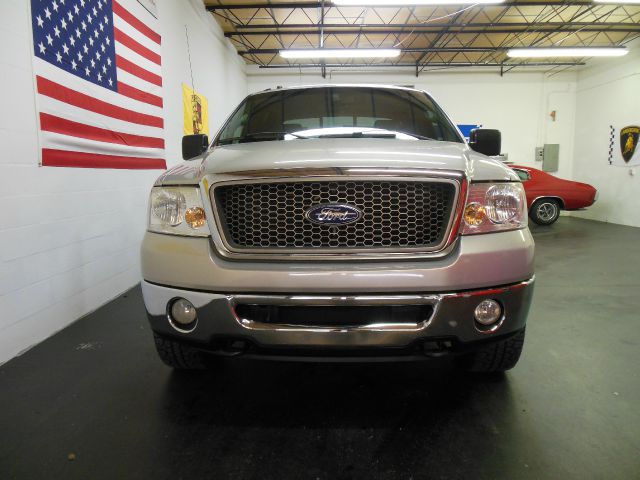 2006 Ford F150 XLT Supercrew Short Bed 2WD