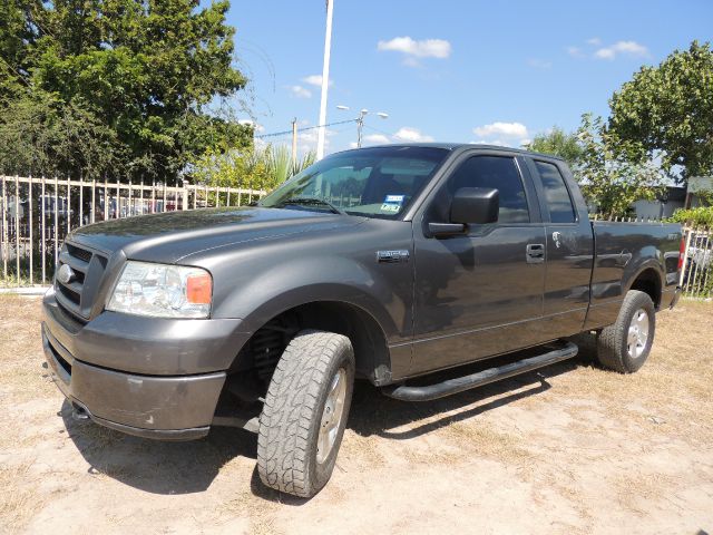 2006 Ford F150 XL 2WD Reg Cab