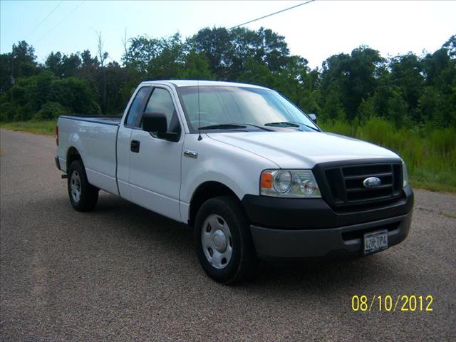 2006 Ford F150 Crew Cab Short Box 2-wheel Drive SLE