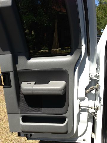 2006 Ford F150 LT Crew Cab