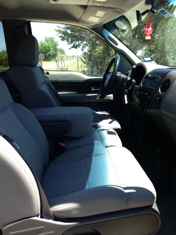 2006 Ford F150 LT Crew Cab