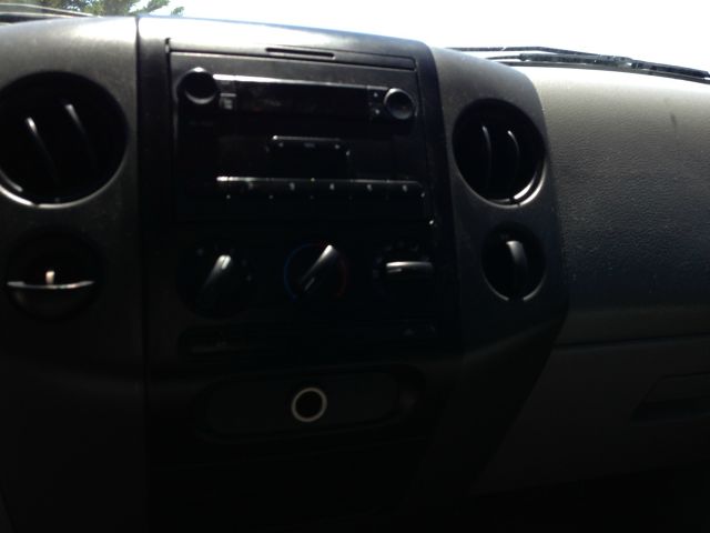 2006 Ford F150 LT Crew Cab