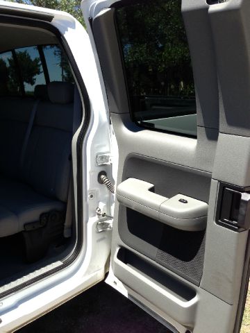 2006 Ford F150 LT Crew Cab