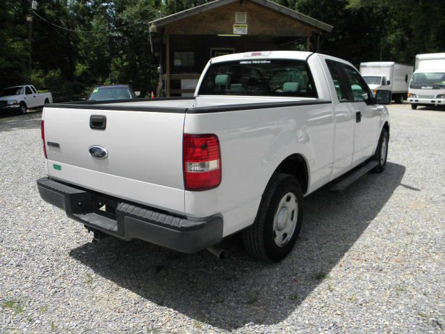 2006 Ford F150 SLE- 4X4