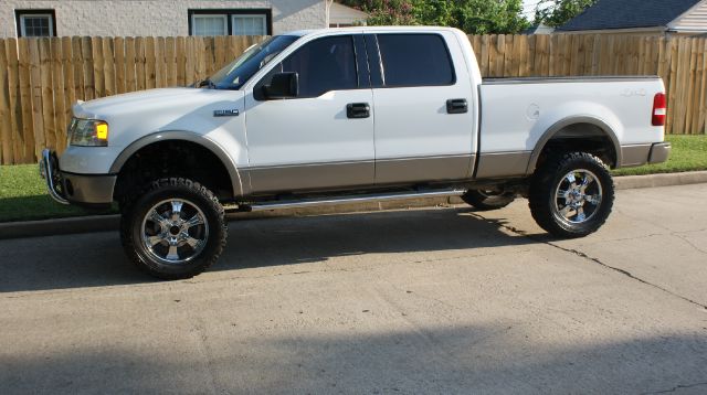 2006 Ford F150 XLT Supercrew Short Bed 2WD