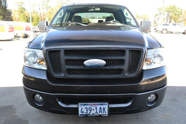 2006 Ford F150 XL Lift Bucket Utility