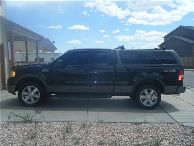 2006 Ford F150 EXT CAB 4WD 143.5wb