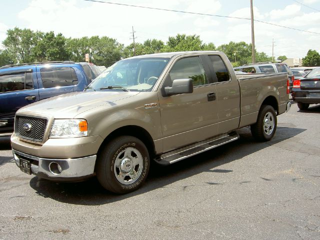 2006 Ford F150 XL Lift Bucket Utility