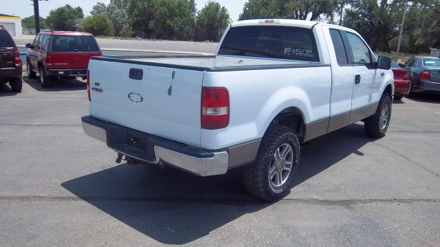 2006 Ford F150 XL 2WD Reg Cab