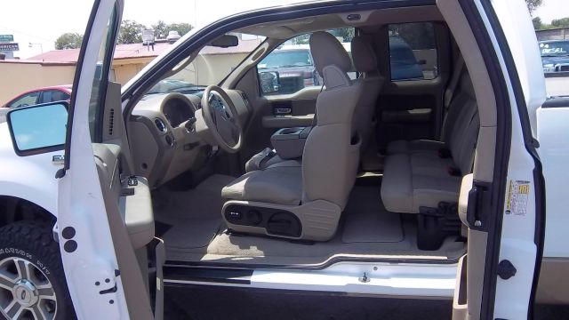 2006 Ford F150 XL 2WD Reg Cab