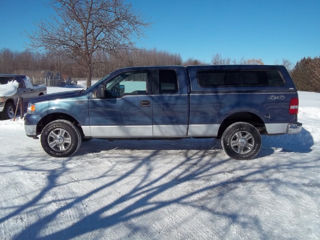 2006 Ford F150 XL 2WD Reg Cab