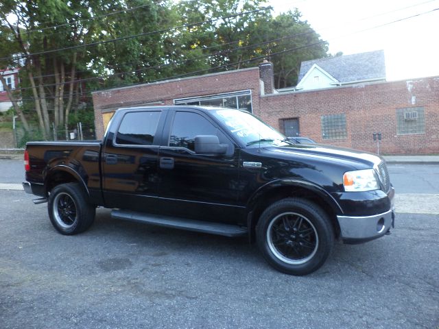 2006 Ford F150 XLT Supercrew Short Bed 2WD