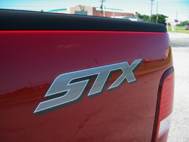 2006 Ford F150 LX V6 Coupe