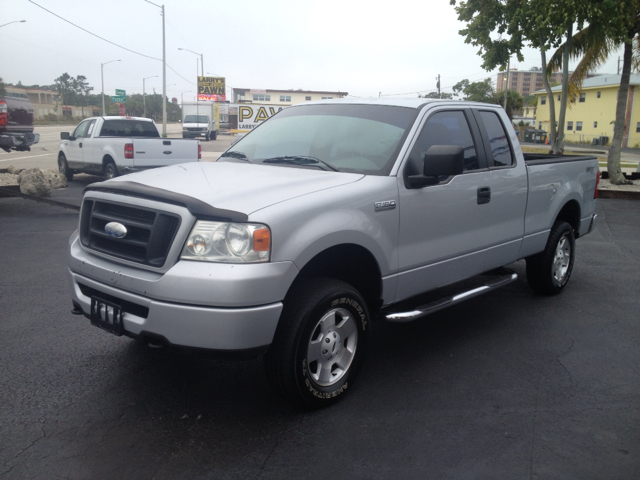2006 Ford F150 XLT Supercrew Short Bed 2WD