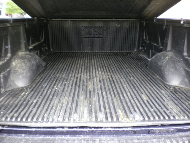 2006 Ford F150 XL 2WD Reg Cab