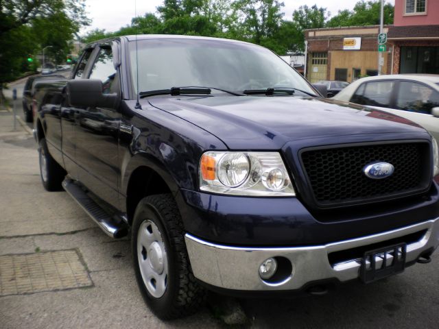 2006 Ford F150 XL 2WD Reg Cab