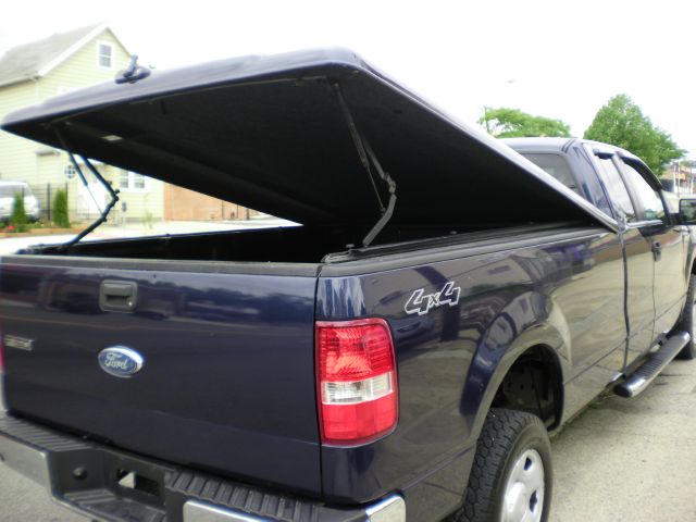 2006 Ford F150 XL 2WD Reg Cab
