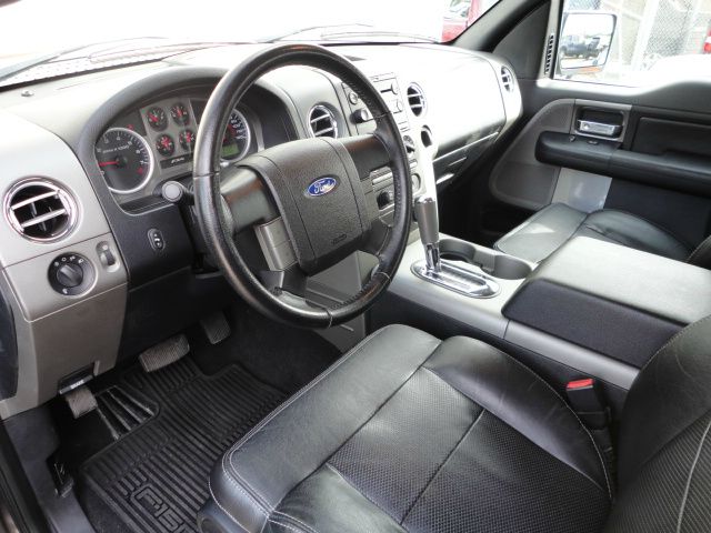 2006 Ford F150 Maroon EX