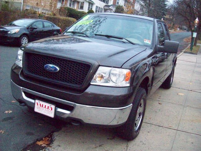 2006 Ford F150 XLT Supercrew Short Bed 2WD