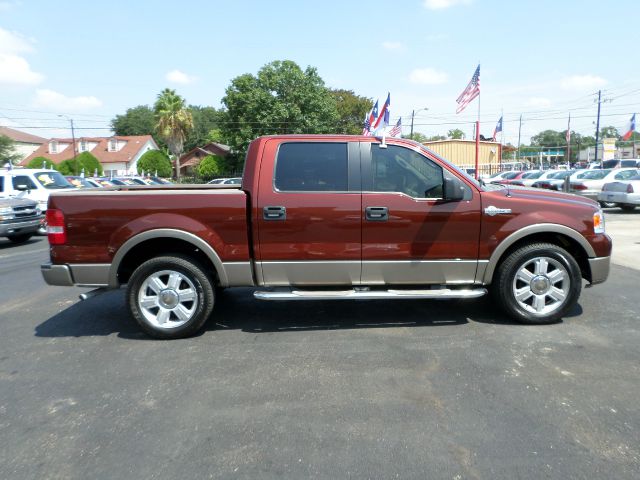 2006 Ford F150 XLT Crew 4x4 (marshalltown)