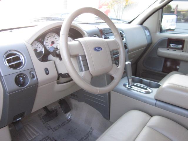 2006 Ford F150 Two Door Hardtop