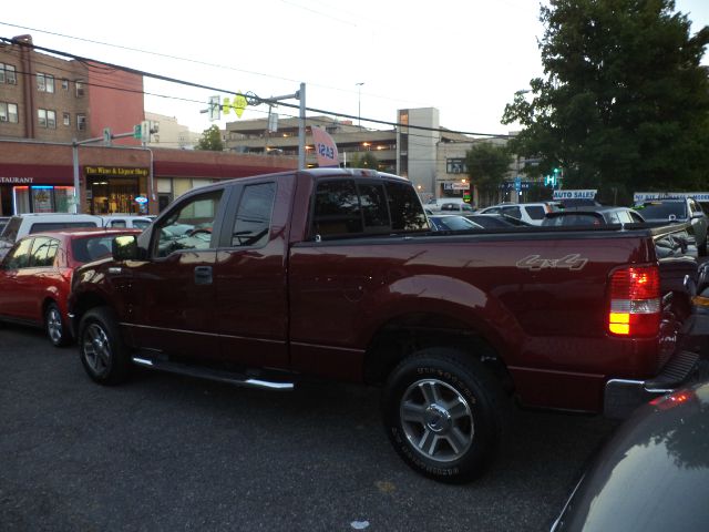2006 Ford F150 XL 2WD Reg Cab