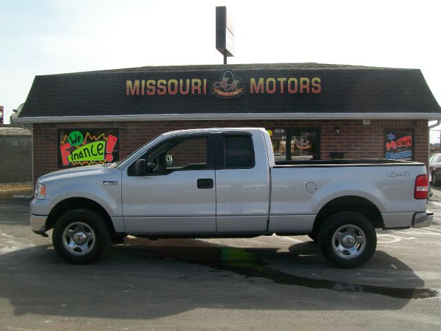 2006 Ford F150 XL 2WD Reg Cab