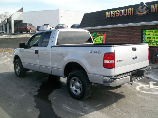 2006 Ford F150 XL 2WD Reg Cab