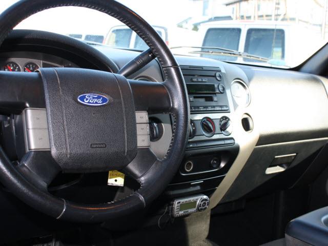 2006 Ford F150 EXT CAB 4WD 143.5wb