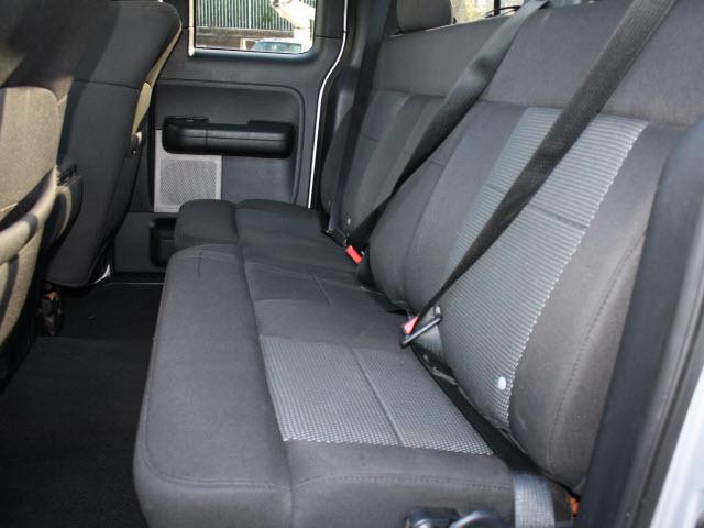 2006 Ford F150 EXT CAB 4WD 143.5wb