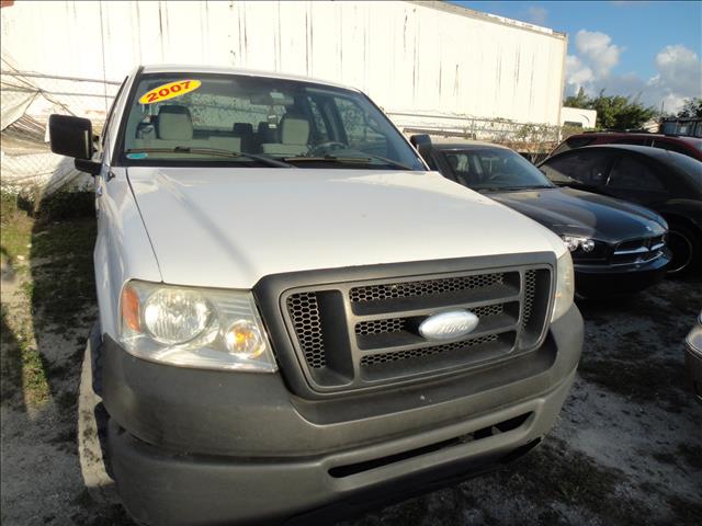 2007 Ford F150 SLE- 4X4