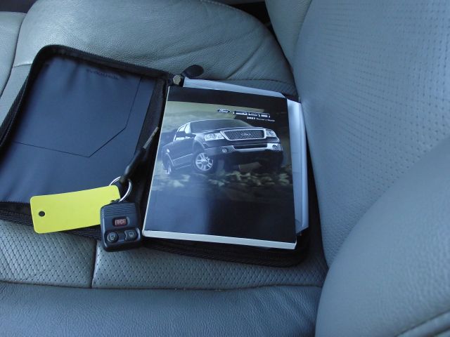 2007 Ford F150 4d,ac,pw,sunroof,leather