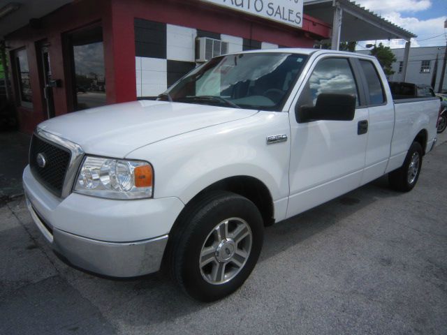 2007 Ford F150 XLT Supercrew Short Bed 2WD