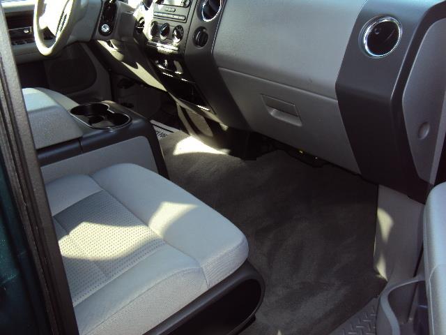 2007 Ford F150 SLT 1 Ton Dually 4dr 35