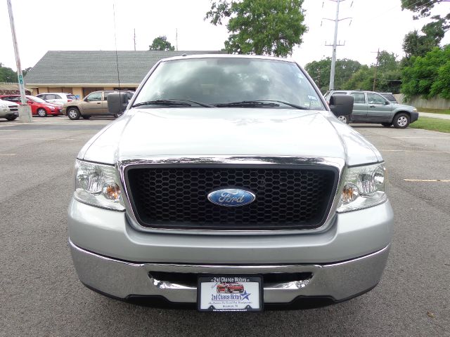 2007 Ford F150 SL Short Bed 2WD