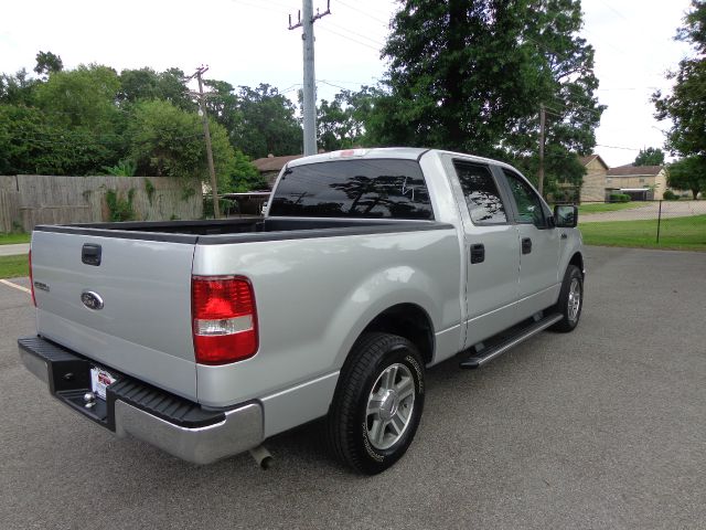 2007 Ford F150 SL Short Bed 2WD