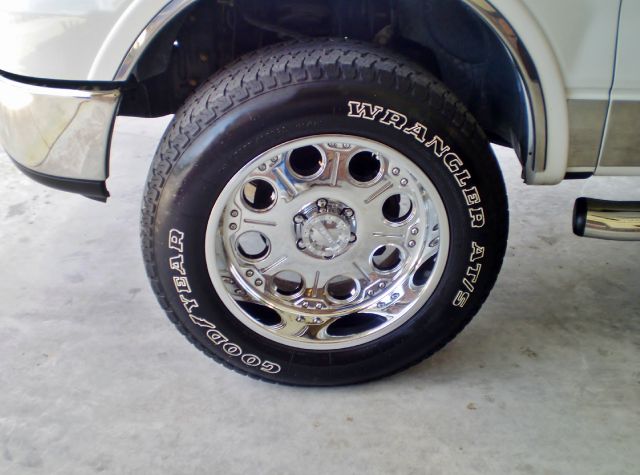 2007 Ford F150 XLT Supercrew Short Bed 2WD