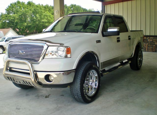 2007 Ford F150 XLT Supercrew Short Bed 2WD