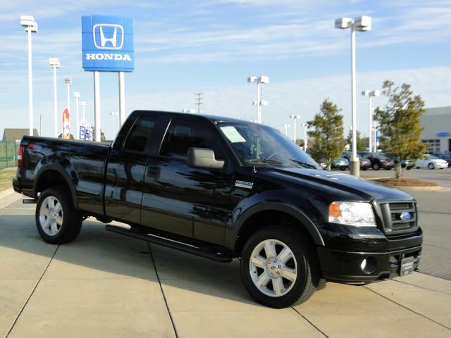 2008 Ford F150 EXT CAB 4WD 143.5wb