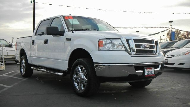 2008 Ford F150 SLT 1 Ton Dually 4dr 35
