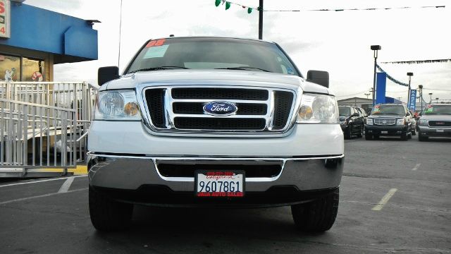 2008 Ford F150 SLT 1 Ton Dually 4dr 35