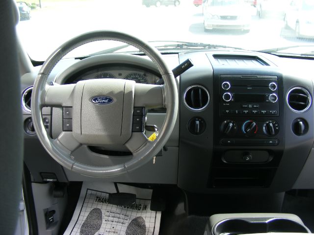 2008 Ford F150 XL 2WD Reg Cab