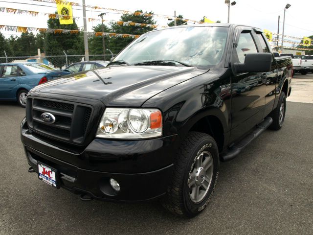 2008 Ford F150 CREW CAB RTL W/leather