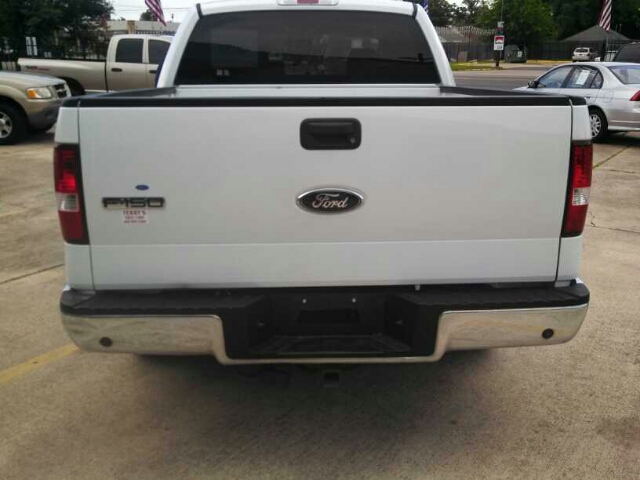 2008 Ford F150 SLT 1 Ton Dually 4dr 35