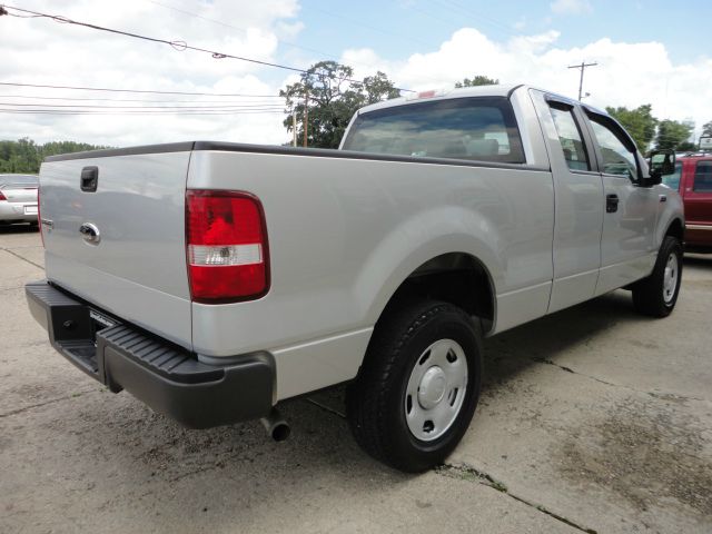 2008 Ford F150 4DR SDN CVT 3.5 SE W/roof