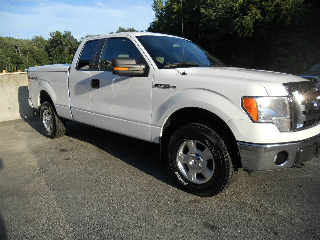 2010 Ford F150 LX V6 Coupe