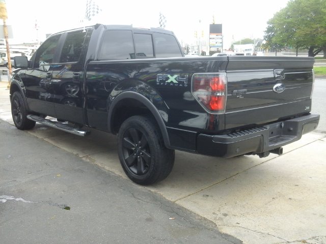 2010 Ford F150 EXT CAB 4WD 143.5wb