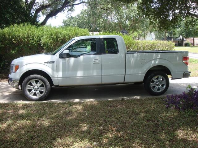 2010 Ford F150 REG CAB 119.